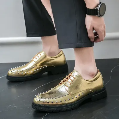  BRITISH STYLE NIGHTCLUB RIVET POINTED LEATHER SHOES